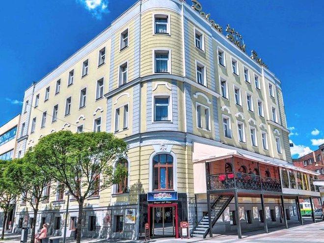 Palace Hotel Polom Žilina Buitenkant foto
