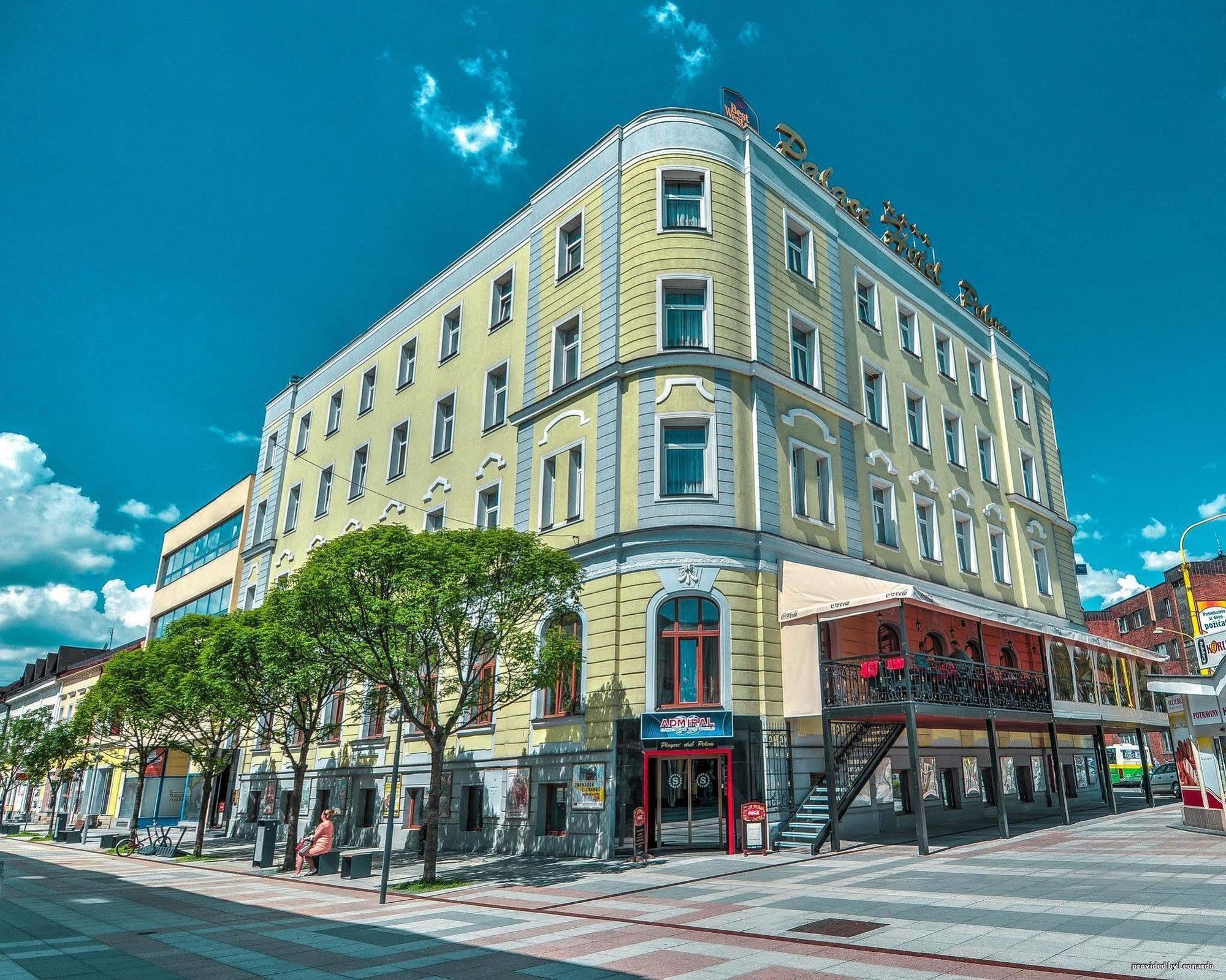 Palace Hotel Polom Žilina Buitenkant foto