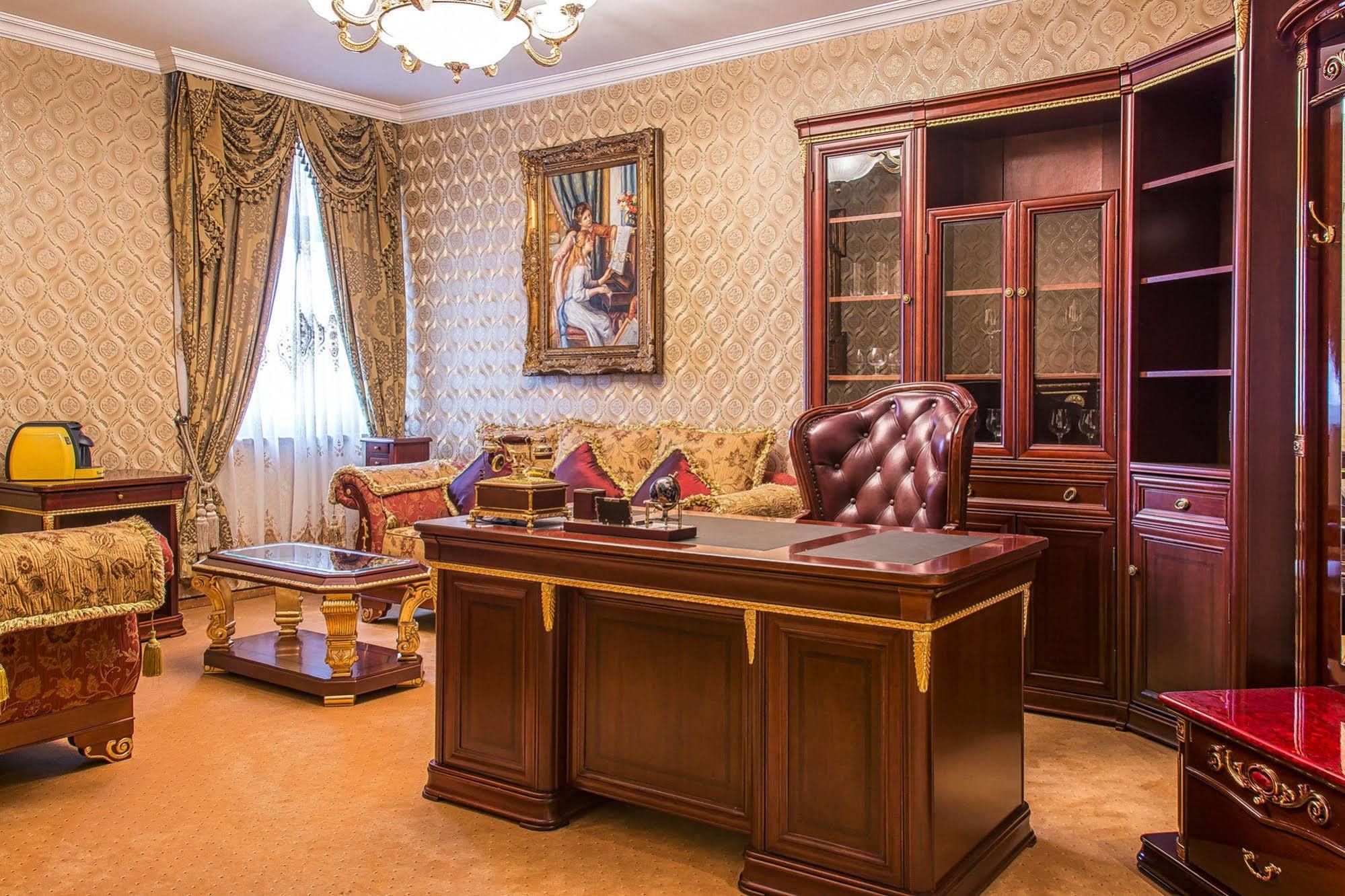 Palace Hotel Polom Žilina Buitenkant foto