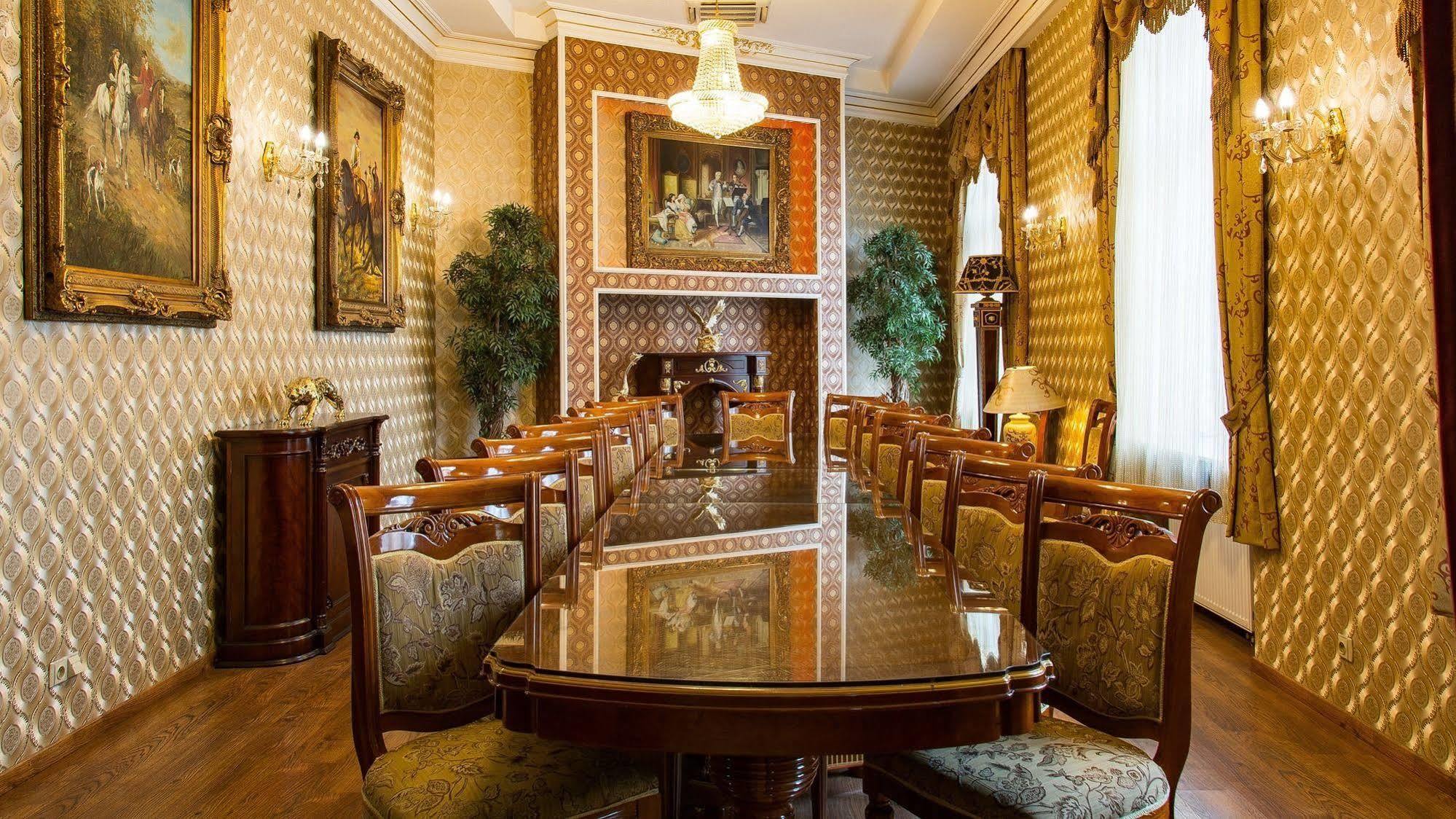 Palace Hotel Polom Žilina Buitenkant foto